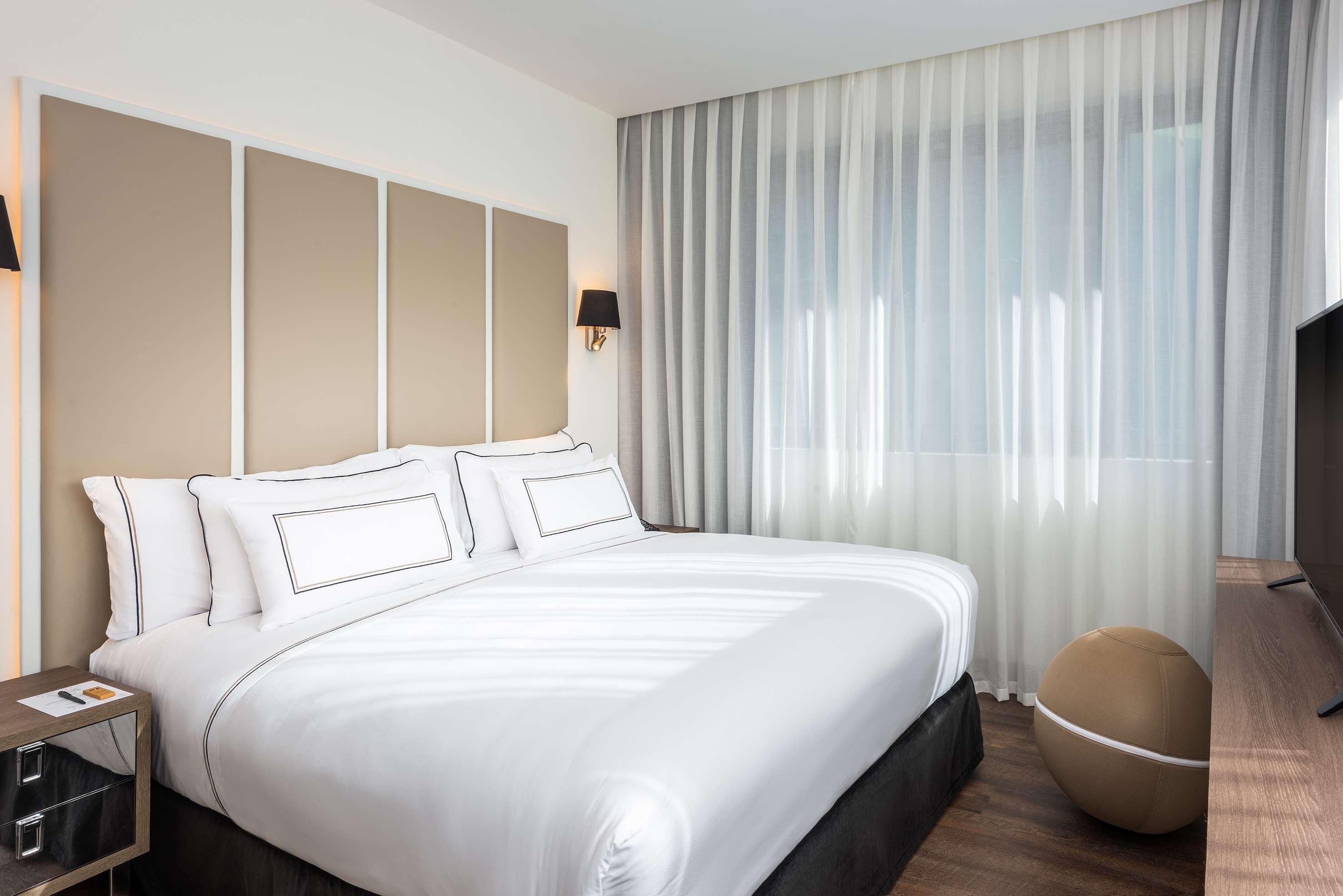 Melia Madrid Serrano Esterno foto