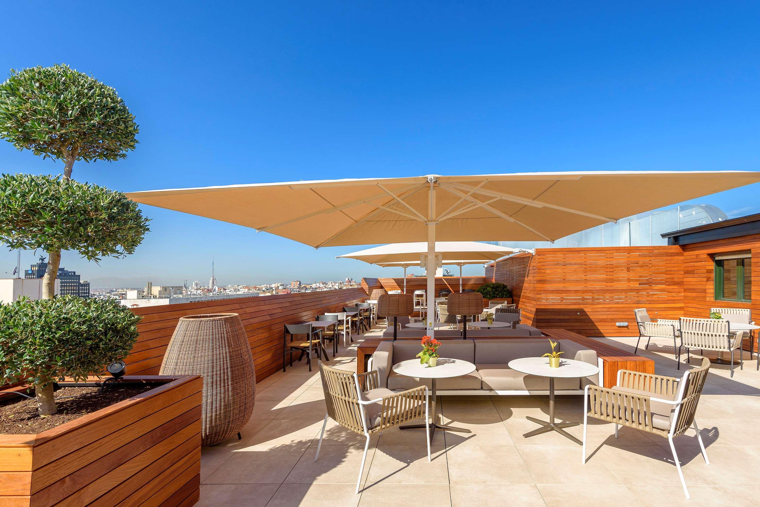 Melia Madrid Serrano Esterno foto