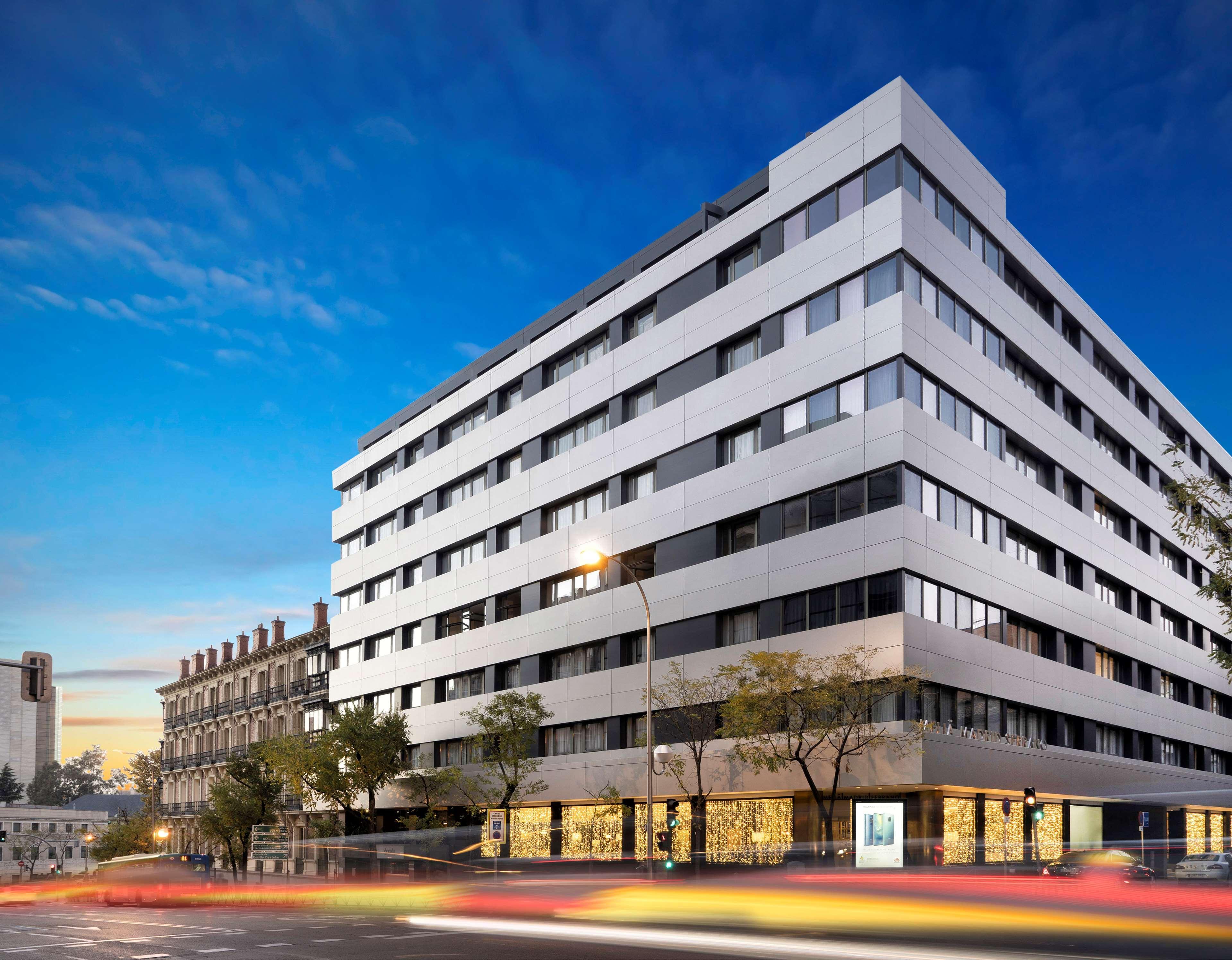 Melia Madrid Serrano Esterno foto