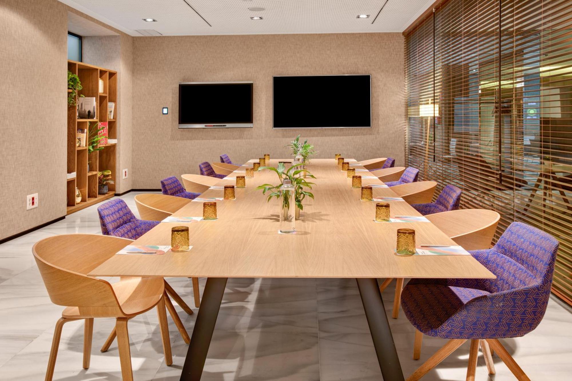 Melia Madrid Serrano Esterno foto