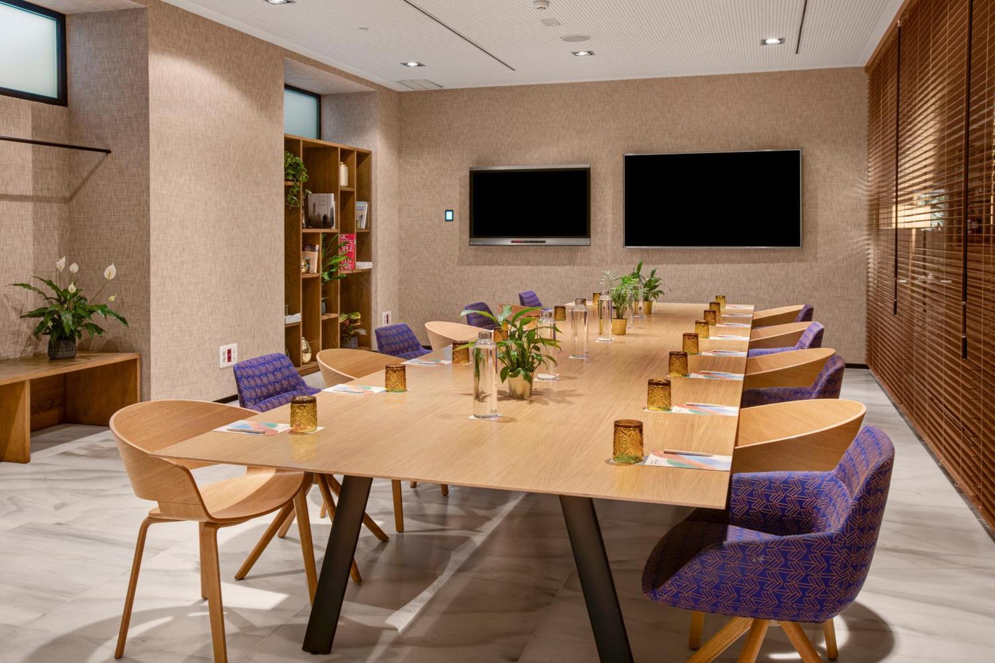 Melia Madrid Serrano Esterno foto