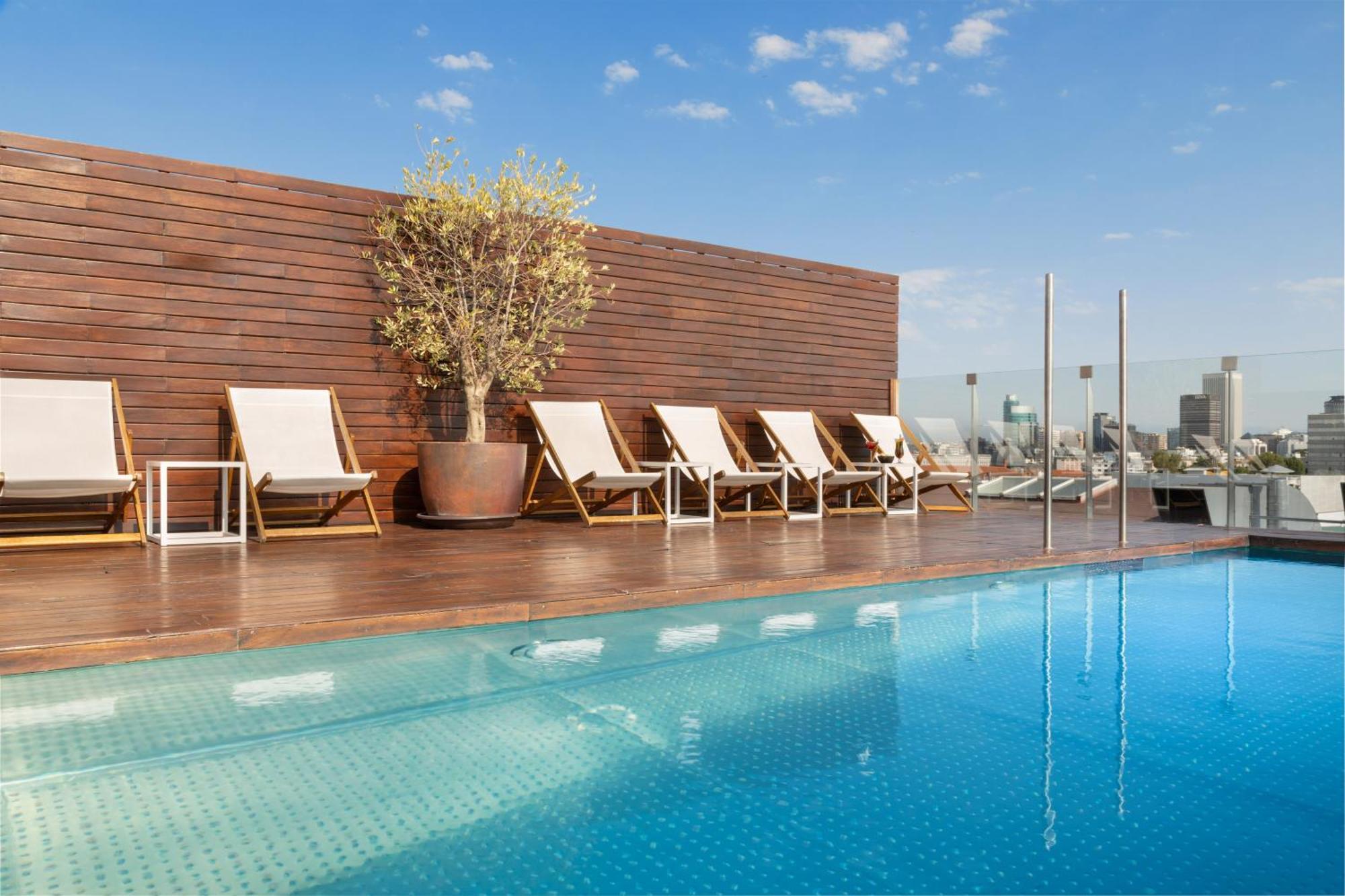 Melia Madrid Serrano Esterno foto